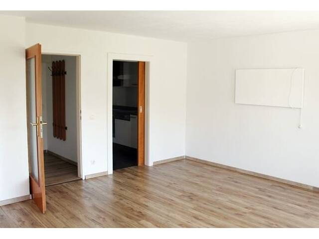 Immobilie in St. Johann in Tirol - St. Johann i.T.: Kapitalanlage: Kleine Eigentumswohnung mit Balkonen und Panoramablick zentrumsnah - Bild 1