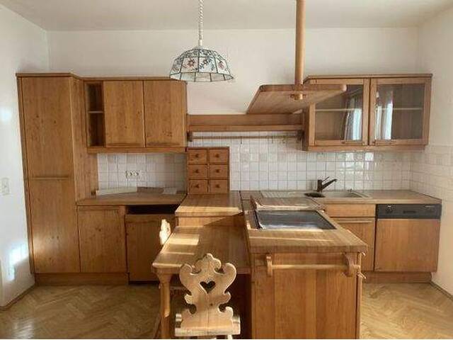 Immobilie in Seewalchen am Attersee - Ferienhaus in unmittelbarer Seenähe mit Badehaus-Nutzung - Bild 4