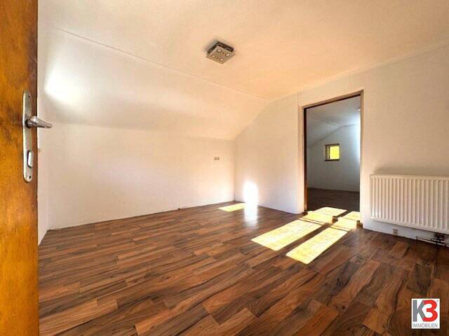 Immobilie in Scheffau am Tennengebirge - K3 - Aufstrebendes Scheffau! Charmantes Häuschen mit Doppelgarage auf großzügigem Grundstück mit Bach! - Bild 2