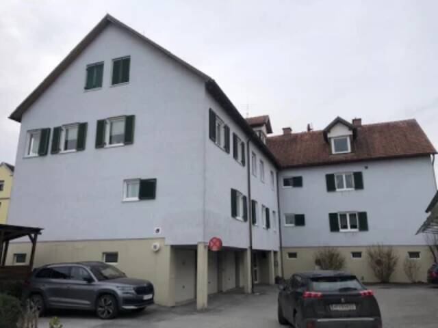 Immobilie in Pöllau bei Hartberg - Dachgeschoss - Wohnung im 2. OG - im Zentrum von Pöllau - Naturpark Pöllauer Tal - Ruhe - Sonne - Aussicht! - Bild 0
