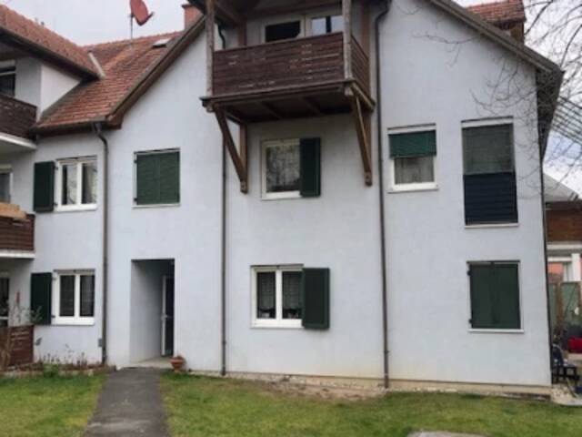 Immobilie in Pöllau bei Hartberg - Dachgeschoss - Wohnung im 2. OG - im Zentrum von Pöllau - Naturpark Pöllauer Tal - Ruhe - Sonne - Aussicht! - Bild 2