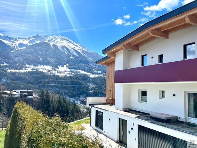 Immobilie in Pians - Ihr 3-Zimmer-Wohntraum mit unvergleichlicher Aussicht - Bild 2
