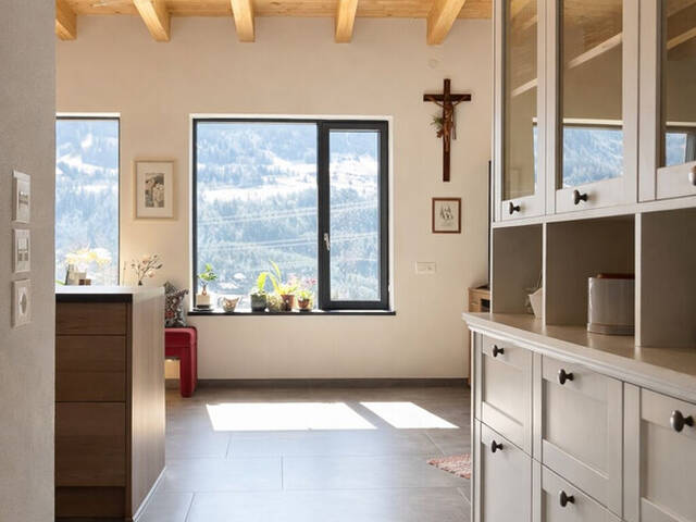 Immobilie in Pians - Ihr 3-Zimmer-Wohntraum mit unvergleichlicher Aussicht - Bild 3