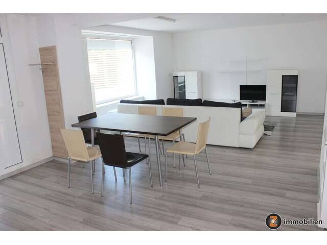 Immobilie in Bernstein - Bernstein: Großes Wohn-Geschäftsobjekt in zentraler Lage - Bild 4