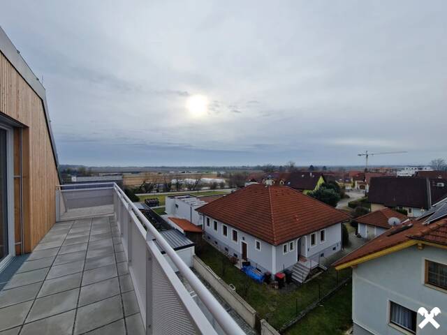 Immobilie in Kirchberg am Wagram - TOLLE DACHGESCHOSSECKWOHNUNG IM ERSTBEZUG FÜR FAMILIEN MIT GROSSER SONNENTERRASSE UND FERNBLICK - PROVISIONSFREI - Bild 2