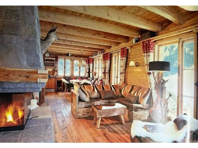 Immobilie in Ischgl - NÄHE SAMNAUN/Österreichische Seite: Neubauprojekt 2024/25: ALMHÜTTENCHALET AUF 1600m SEEHÖHE IN GIGNATISCHER AUSSICHTSLAGE - Bild 0