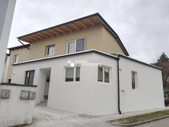 Immobilie in Bad Fischau - Mehrfamilienhaus mit 3 Wohneinheiten - Bild 2