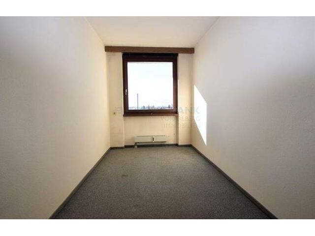 Immobilie in Dornbirn - Schnäppchenwohnung für Handwerker! - Bild 2