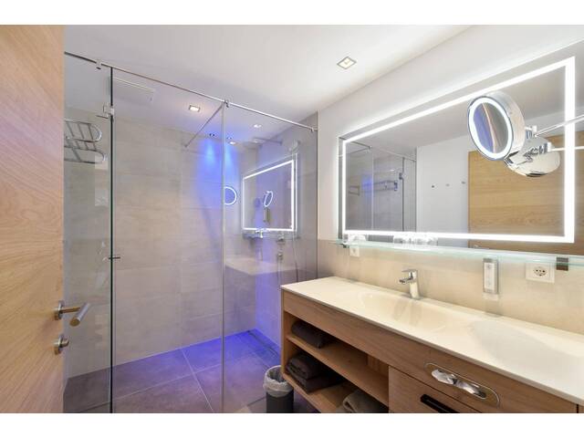 Immobilie in Kaprun - TOURISTISCHE WOHNUNG MIT 2 SCHLAFZIMMERN IM ZENTRUM VON KAPRUN - Bild 3