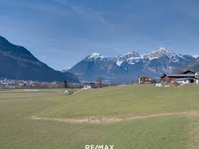 Immobilie in Hart im Zillertal - Premiumlage am Taleingang des Zillertals - Mehrgenerationenhaus in traumhafter Aussichtslage - Bild 0