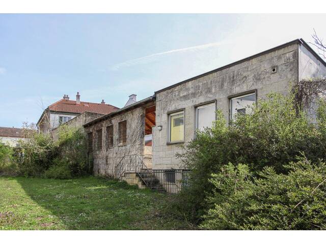 Immobilie in Mannersdorf am Leithagebirge - Sanierungsbedürftiges Wohnhaus mit großem Garten und Stadl im Zentrum von Mannersdorf - Bild 3