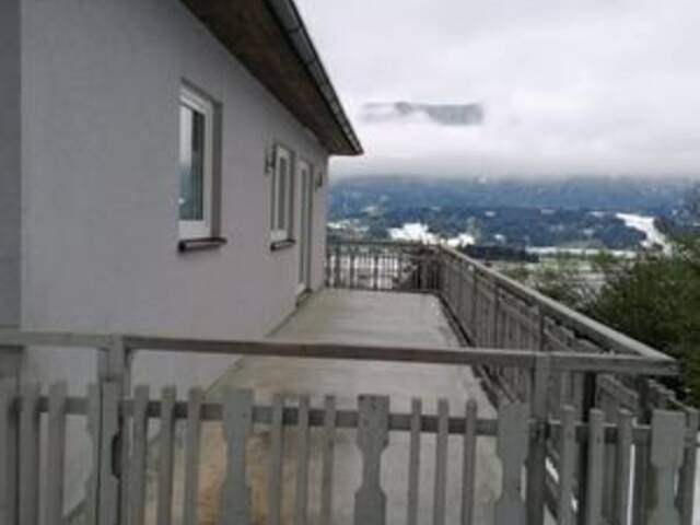 Immobilie in Nötsch - Neuwertiges Wohnhaus mit 2 Einheiten im Gailtal! - Bild 2