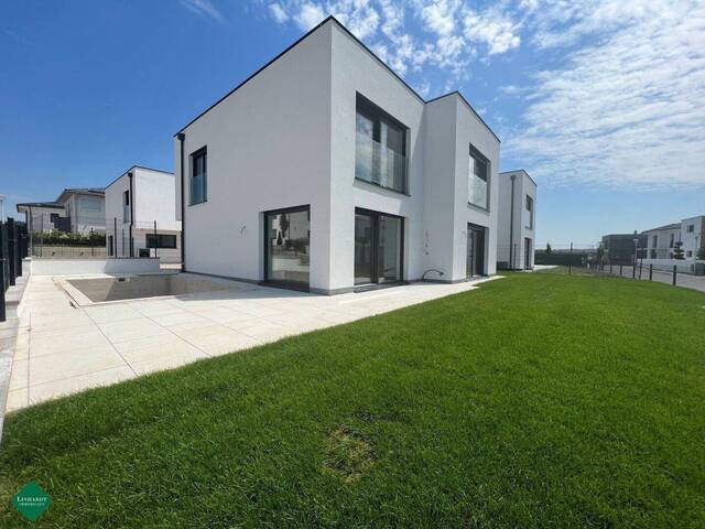 Immobilie in Groß-Schweinbarth - PROVISIONSFREI - Nur noch 1 Haus verfügbar - Neubau - Modernes Haus mit Pool - Belagsfertig - Bild 0