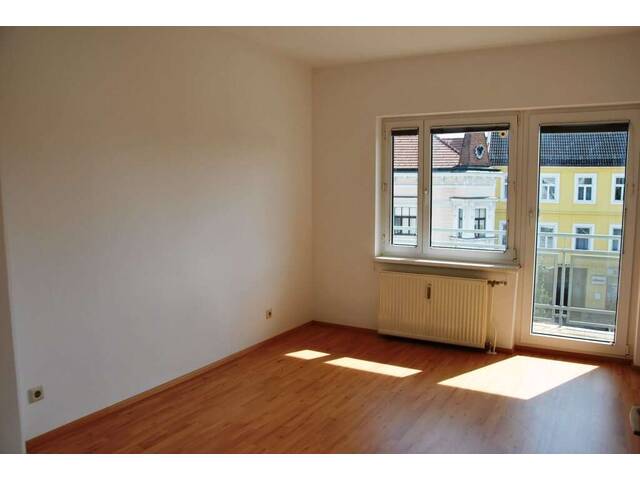 Immobilie in Neunkirchen - 5,4% Rendite! 7 Wohnungen inkl. Parkplatz im Zentrum von Neunkirchen zu kaufen! - Bild 4