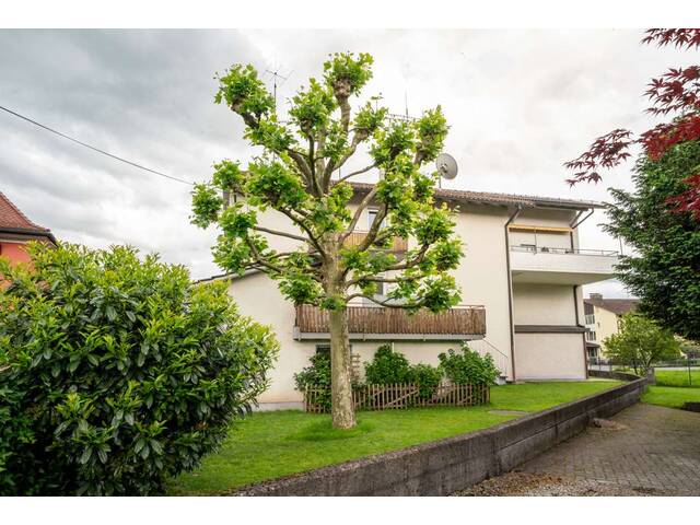 Immobilie in Lustenau - Wohn- und Geschäftshaus mit Parkplätzen - Bild 1