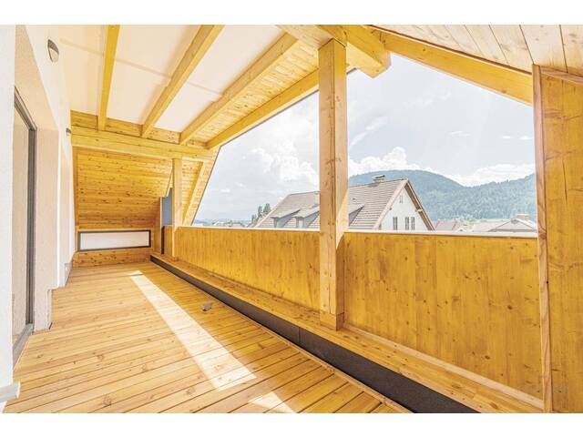 Immobilie in Treffen - Traumhaftes Penthouse in komplett saniertem Altbau - Bild 1