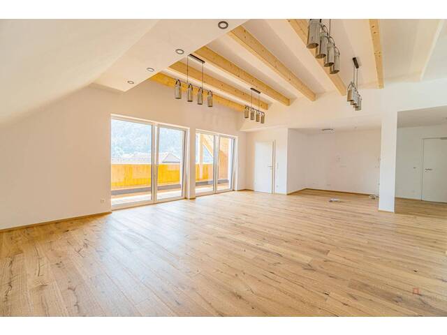 Immobilie in Treffen - Traumhaftes Penthouse in komplett saniertem Altbau - Bild 2