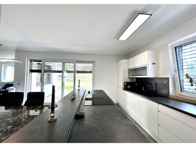 Immobilie in Ternitz - Platz für die ganze Familie - Moderne Doppelhaushälfte mit knapp 145m² Nutzfläche inkl. Küche samt Elektrogeräte. - Bild 0