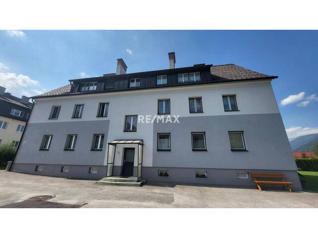 Immobilie in Admont - NEUER PREIS!!! Nette und weitestgehend sanierte Wohnung in Admont - Bild 0