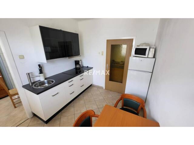 Immobilie in Admont - NEUER PREIS!!! Nette und weitestgehend sanierte Wohnung in Admont - Bild 2