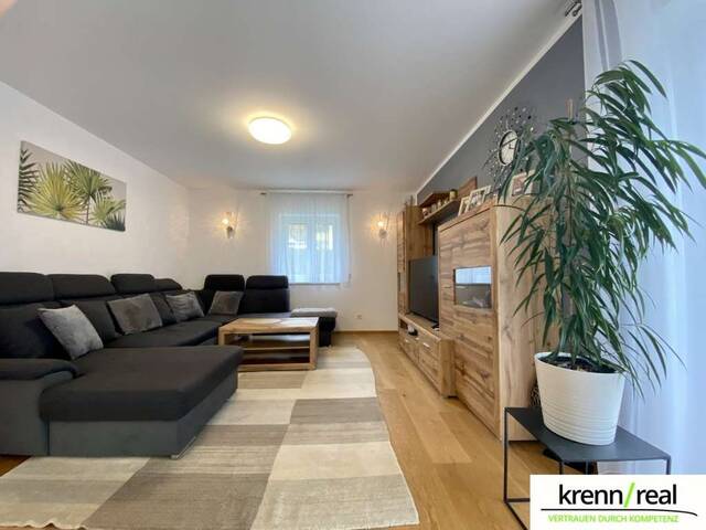 Immobilie in Neuzeug - Hochwertiges Einfamilienhaus mit elegantem Wintergarten und gepflegtem Grund! - Bild 3