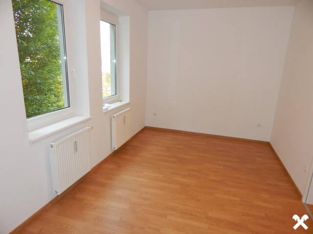 Immobilie in Hollabrunn - PROVISIONSFREIE, TRAUMHAFTE, SEHR GEPFLEGTE 2-ZIMMER-BALKONWOHNUNG IN TOPLAGE IM ZENTRUM - Bild 4