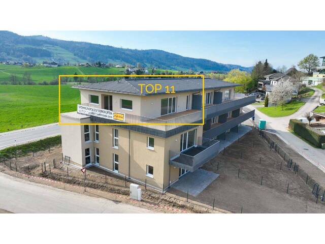 Immobilie in Tiefgraben - Traumhafte Dachgeschosswohnung zwischen Irrsee und Mondsee - Bild 0