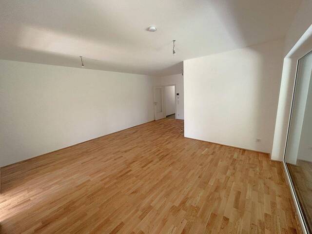 Immobilie in Kirchdorf an der Krems - Gemütliche Neubau-Gartenwohnung Top 5 im Zentrum von Kirchdorf - inkl. Einbauküche - Bild 2