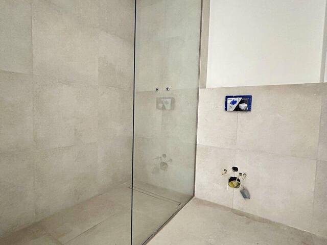 Immobilie in Mannswörth - Erstklassige 73.8m² Wohnung mit Balkon in Mannswörth, Perfekt für Erstbezug! - Bild 4