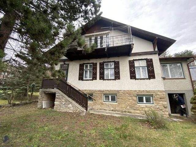 Immobilie in Gießhübl - Renovierungsbedürftiges Einfamilienhaus in idyllischer Lage in Gießhübl - Ihr neues Zuhause - Bild 2