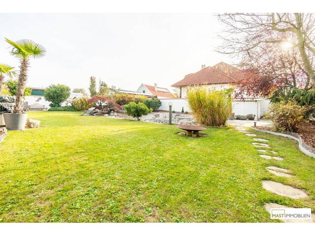 Immobilie in Podersdorf am See - *NEU* Einzigartiges Einfamilienhaus mit 422 m2 Nutzfläche - Trennung auf 2 Wohneinheiten möglich! - Bild 3