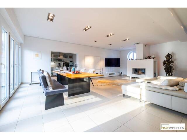 Immobilie in Podersdorf am See - *NEU* Einzigartiges Einfamilienhaus mit 422 m2 Nutzfläche - Trennung auf 2 Wohneinheiten möglich! - Bild 4