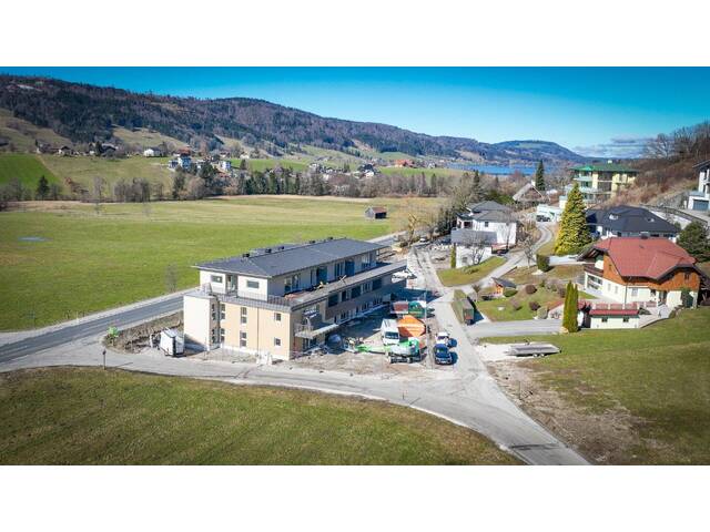 Immobilie in Tiefgraben - Zwischen dem Mondsee und dem Irrsee - traumhafte 4 Zimmerwohnung - Bild 0