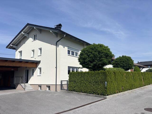 Immobilie in Acharting - Attraktives Zweifamilienhaus in Salzburg / Anthering! - Bild 0