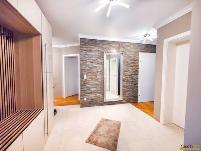 Immobilie in Feldkirchen bei Graz - Neuwertiges Wohnhaus mit 5 Einheiten. - Ideal Autobahn-Anbindung mit vielfältigem Potential. - Bild 2