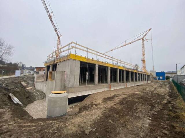 Immobilie in Elixhausen - Traumhafte 4-Zimmer-Wohnung in zentraler Lage von Elixhausen! - Bild 0