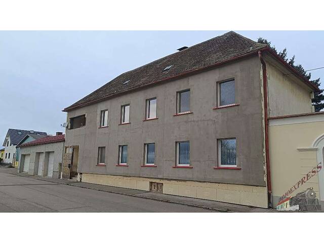 Immobilie in Goggendorf - Alte Schule, neues Kapitel: Historisches Gebäude wird zum einzigartigen Einfamilienhaus! - Bild 0