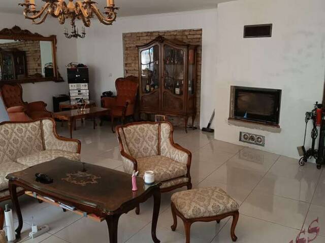 Immobilie in Goggendorf - Alte Schule, neues Kapitel: Historisches Gebäude wird zum einzigartigen Einfamilienhaus! - Bild 3