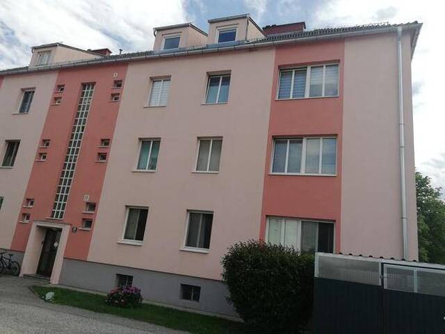 Immobilie in Neunkirchen - Vermietete 2-Zimmer-Eigentumswohnung -Nähe Krankenhaus - Bild 1