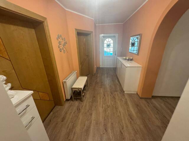 Immobilie in Riegersburg - Idyllisches Einfamilienhaus in ruhiger Lage mit großzügigem Garten in Neustift b. Riegersburg - Bild 4