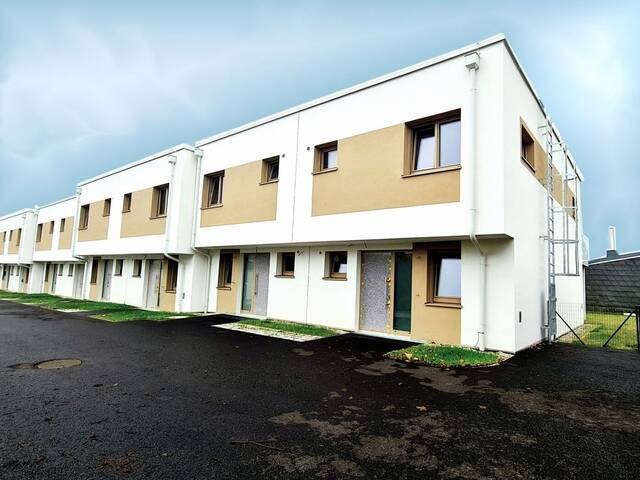 Immobilie in Sooß - Familientraum in Massivbauweise – Modernes Reihenhaus mit Garten - inkl. PV ANLAGE - Bild 1