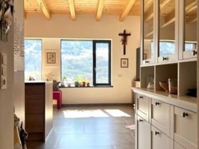 Immobilie in Pians - Exklusiver 3-Zimmer Wohntraum mit atemberaubender Aussicht - Bild 3