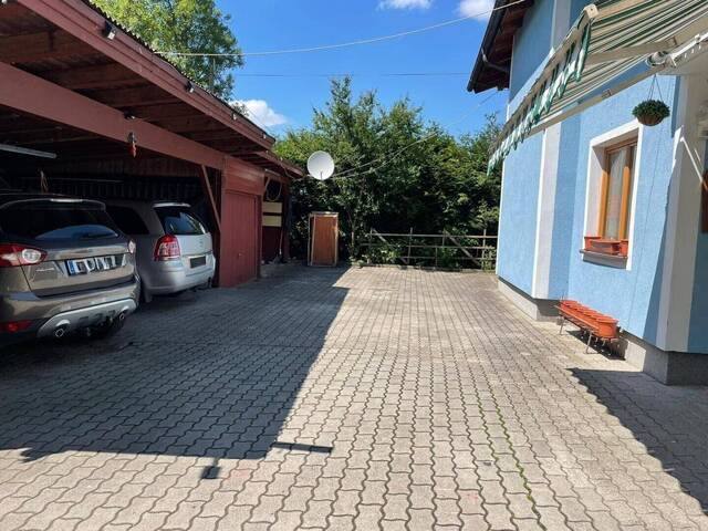 Immobilie in Uttendorf - Großzügiges Wohnen/ Ein- bis Zweifamilienhaus - Bild 1