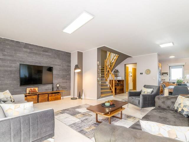 Immobilie in Mannersdorf am Leithagebirge - ACHTUNG BESTPREIS | Ein Zuhause das alles kann | Erstklassige Doppelhaushälfte in der Naturparkgemeinde Mannersdorf | 5 Zimmer | Eigengrund | 5 Stellplätze | Keller - Bild 1