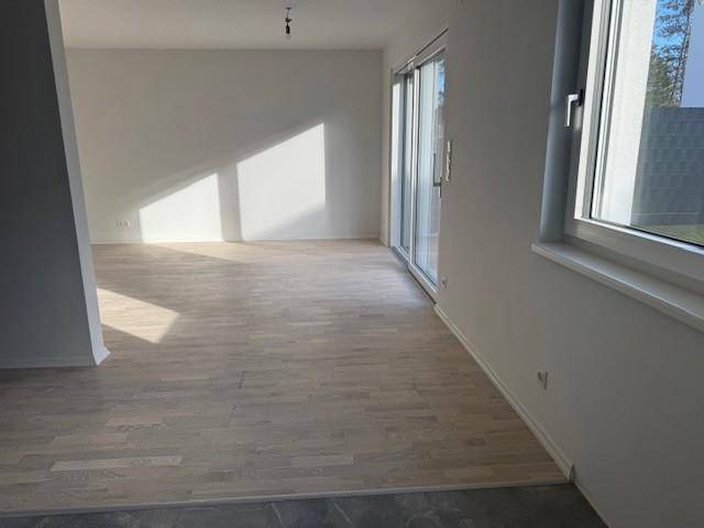 Immobilie in Neunkirchen - ERSTBEZUG im Reihenhaus! Vollkeller - Eigengarten - 2 Parkplätze - Bild 4