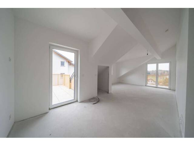 Immobilie in Hof bei Salzburg - 3-Zimmer-Dachgeschosswohnung / Top C6 - Bild 2