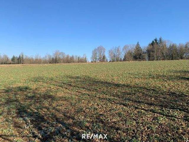 Immobilie in St. Florian am Inn - Charmantes Holzblockhaus (Wunsch-Haus) in wunderschöner Natur- und Aussichtslage in Bubing - Bild 1