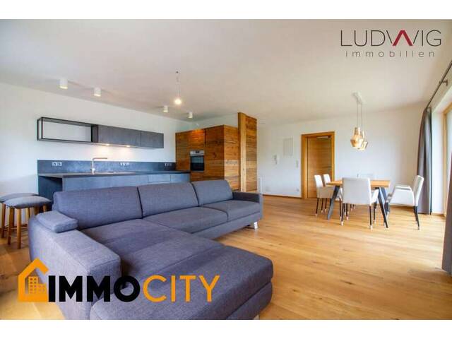 Immobilie in Fügen - Exklusives Wohnen in Tirol: 3-Zimmer-Wohnung mit Alpenblick - Bild 2