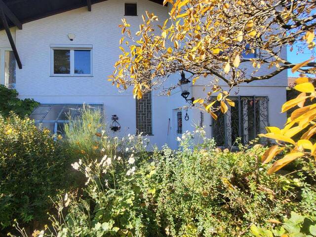 Immobilie in Breitenfurt bei Wien - IN KAUFABWICKLUNG! MASSIVHAUS MIT IDYLLISCHEM GARTEN IN SCHÖNER HÖHEN-AUSSICHTSLAGE - Bild 2