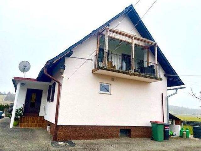 Immobilie in St. Martin im Sulmtal - St. Martin/Gasselsdorf: Freundliches Einfamilienhaus mit Nebengebäude und ebenen Grundstück - Bild 2